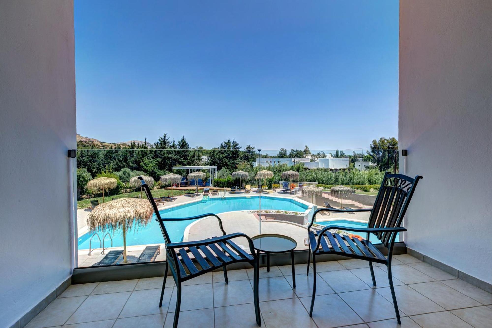 Lindos Breeze Beach Hotel คิโอตาริ ภายนอก รูปภาพ